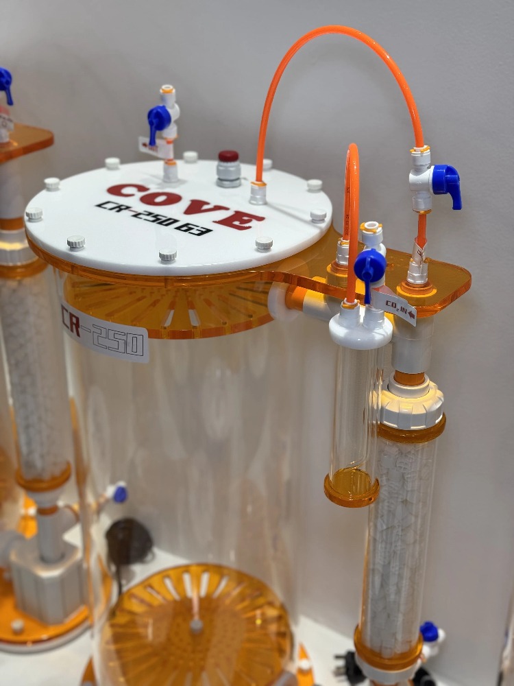 COVE Calciumreactor CR-200 voo - Calcium Reactor Media recensie en prijs